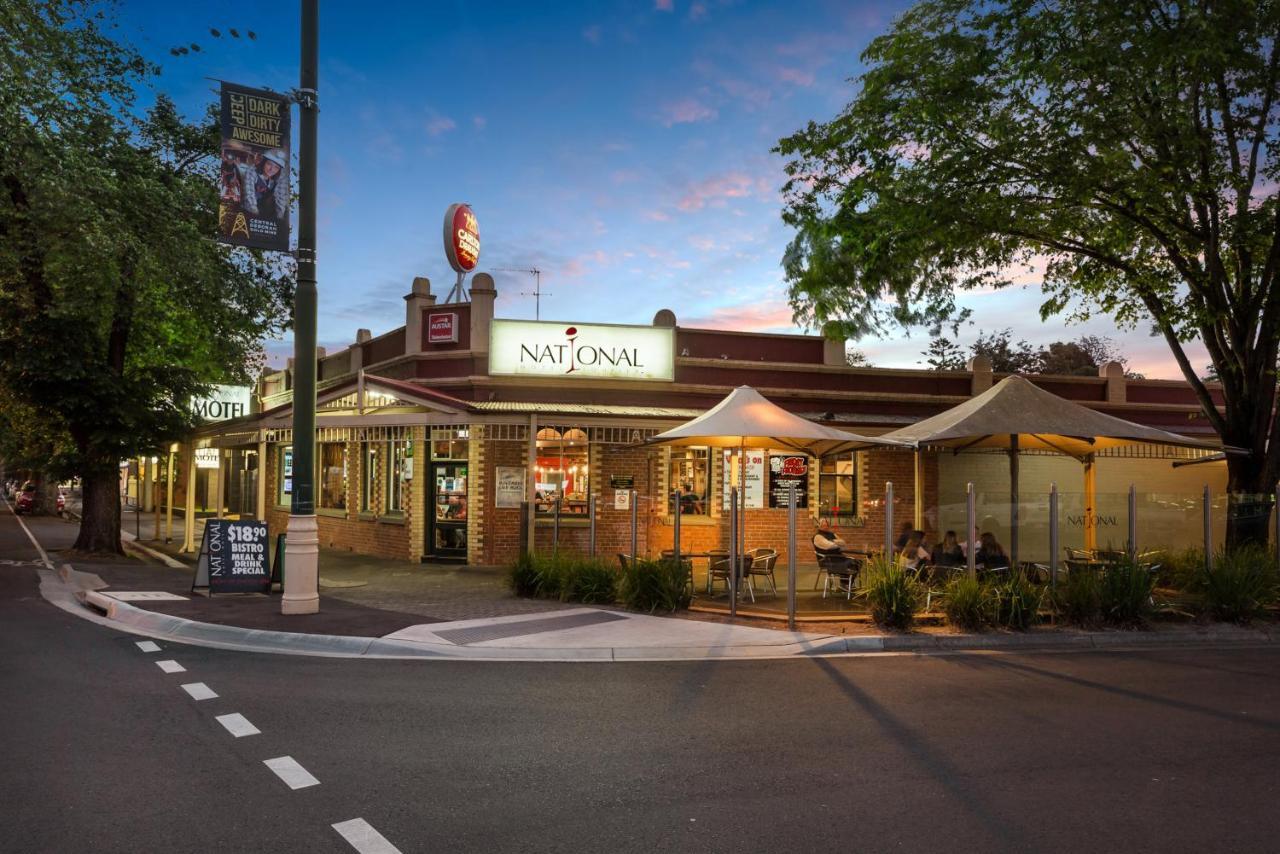 National Hotel Complex Bendigo Esterno foto