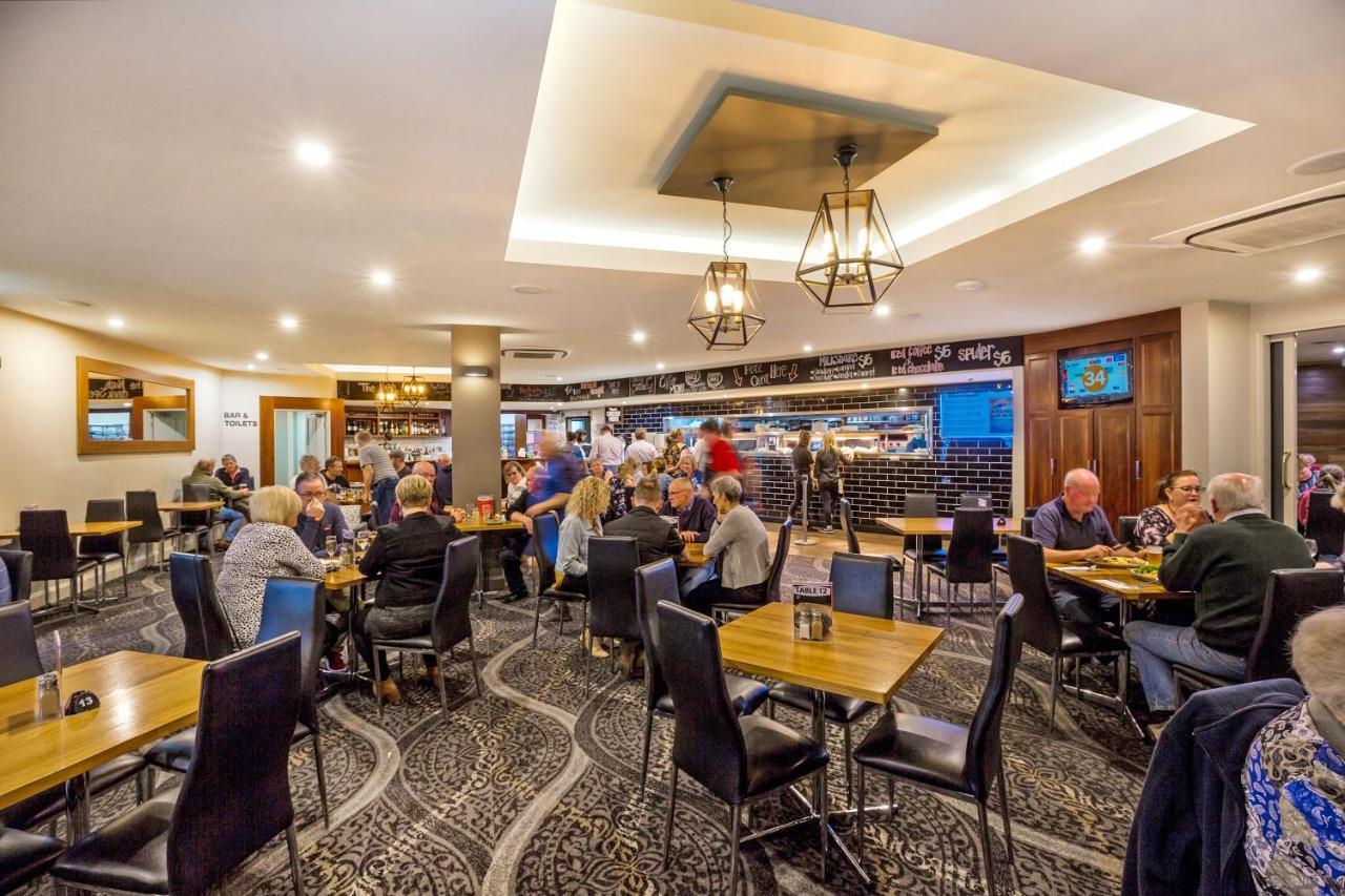 National Hotel Complex Bendigo Esterno foto